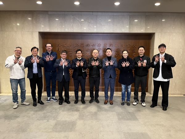 向以快节奏